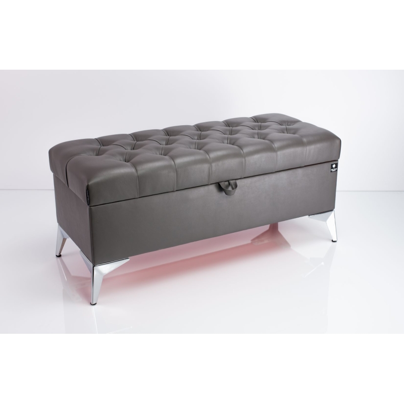 Tufted Storage Bench